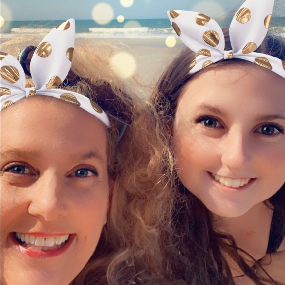 Meet your Posher, Gettys - Picture 2 of 3